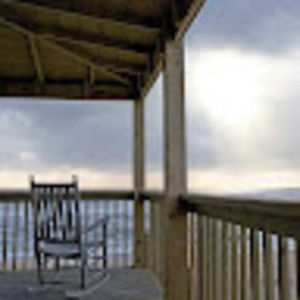 Meet your Posher, Joy